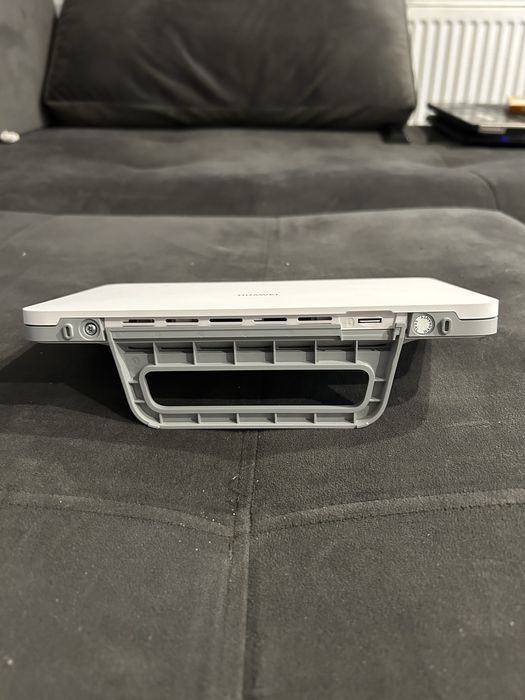 Huawei 4G CPE 3 – ca nou, pachet complet