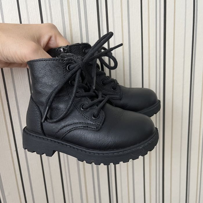 Детские ботинки