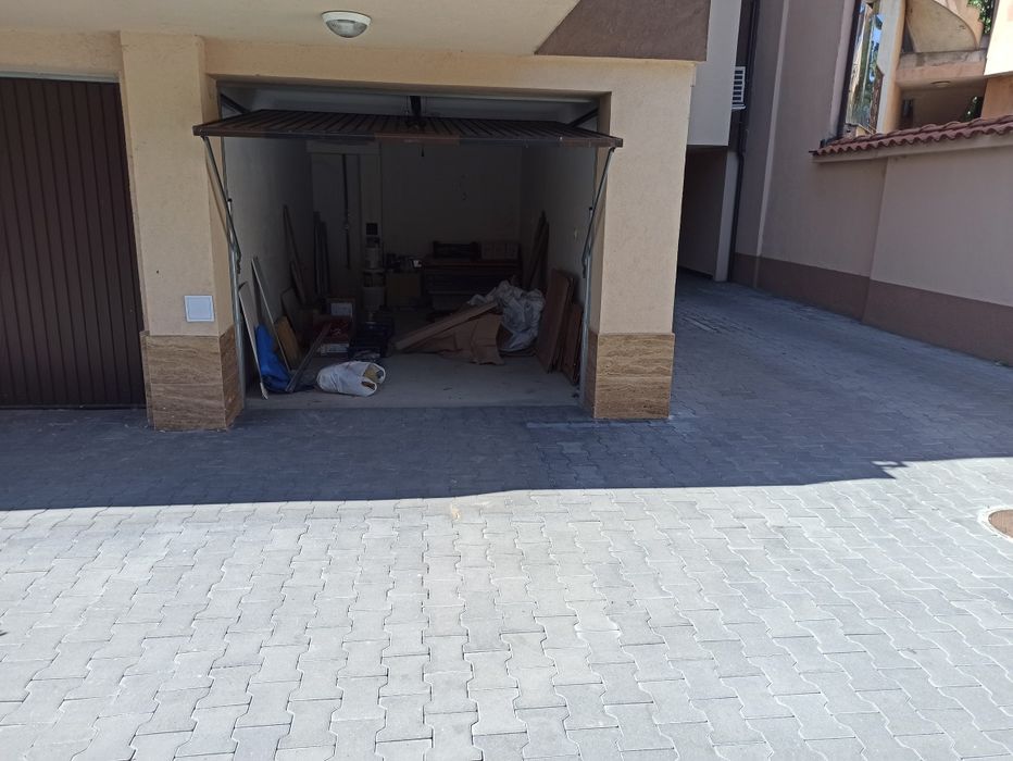 Дава се под наем Двустаен апартамент в Пазарджик, Център - 62 кв.м за 305.49 € - Снимка #9