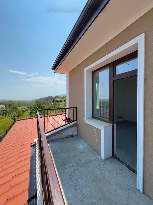 Продава се Къща в с. Брестник, Област Пловдив - 205 кв.м за 1400 €/кв.м - Снимка #9