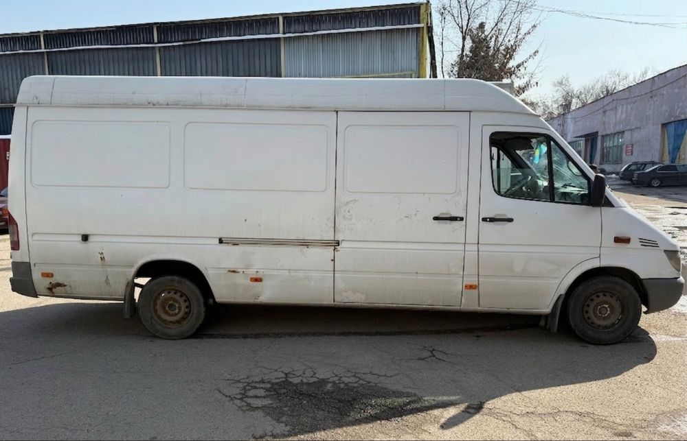 Mercedes-Benz Sprinter