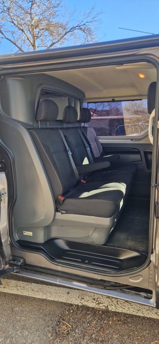 Renault Trafic 1.6dci 5 locuri si marfă AC 2015 Rate TBI Bank