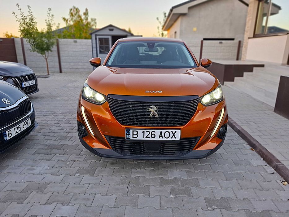 Peugeot 2008 1.2i/130cp Automatic Model Active-Business Euro6