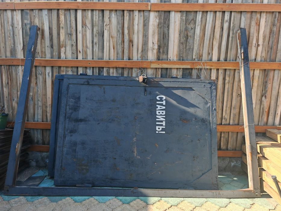 Срочно продам ворота 100000