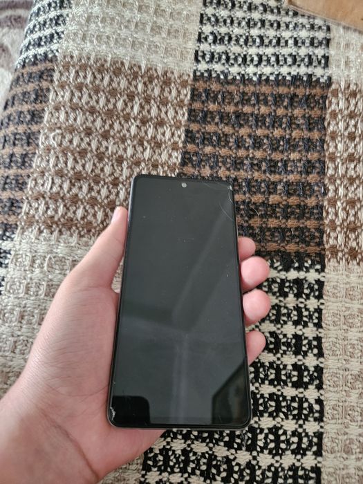 2 Самсунга А52 (Samsung A52 4G)