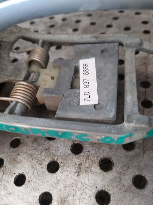 Maner usa stanga fata vw touareg 7l 7l0837885e