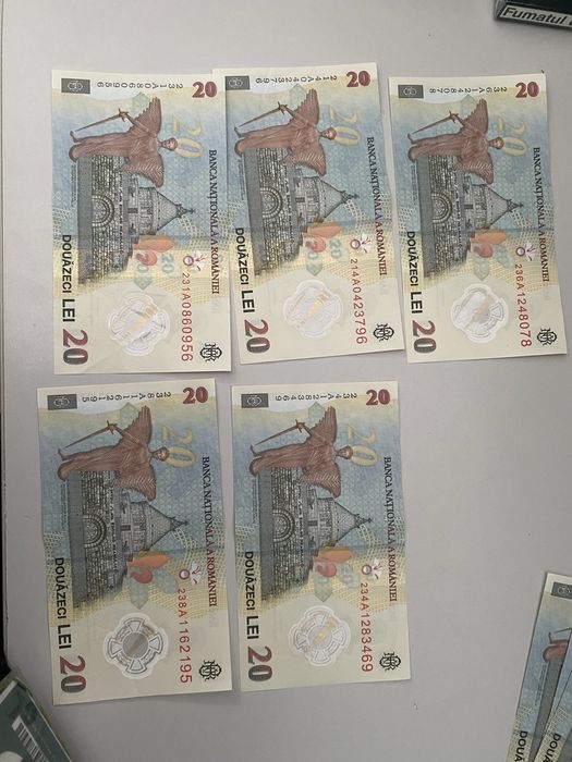 Vand bacnote 20 de lei