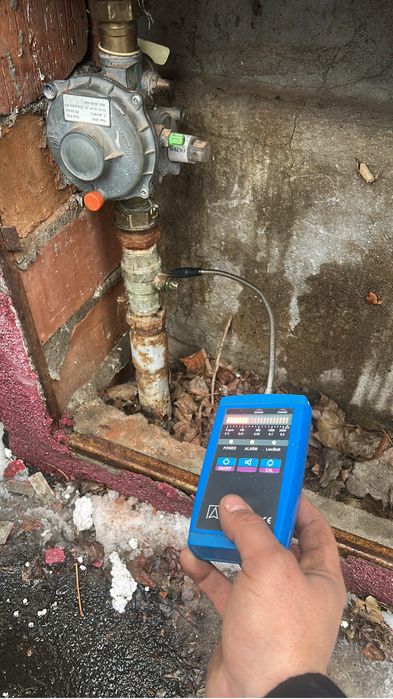INSTALATOR GAZE AUTORIZAT A.N.R.E. – BUCUREȘTI ȘI ILFOV  Experiență de peste 10 ani în domeniul instalațiilor de gaze naturale.Execut :