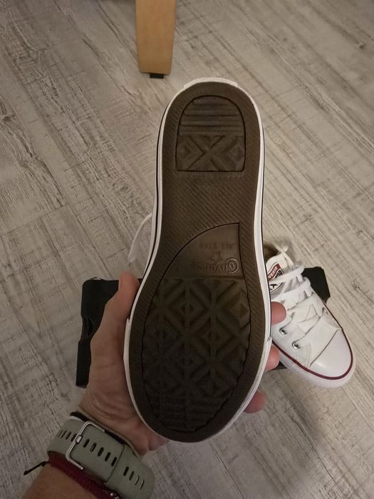 Teniși converse albi marimea 32