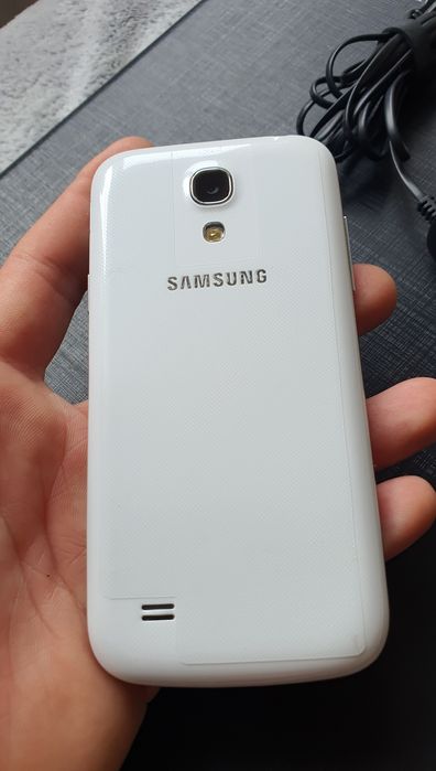 Vând Samsung S4 mini in stare excelenta.Pret 220 ron