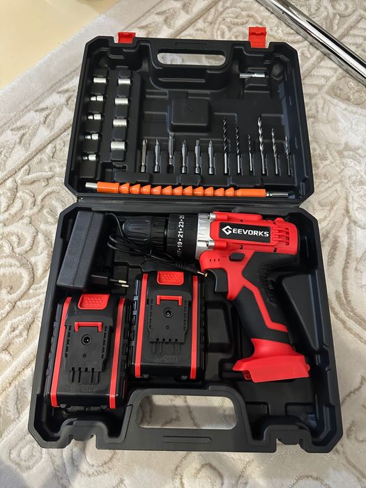 Bormasina autofiletanta set nou de masina insurubat 2 acumulatori