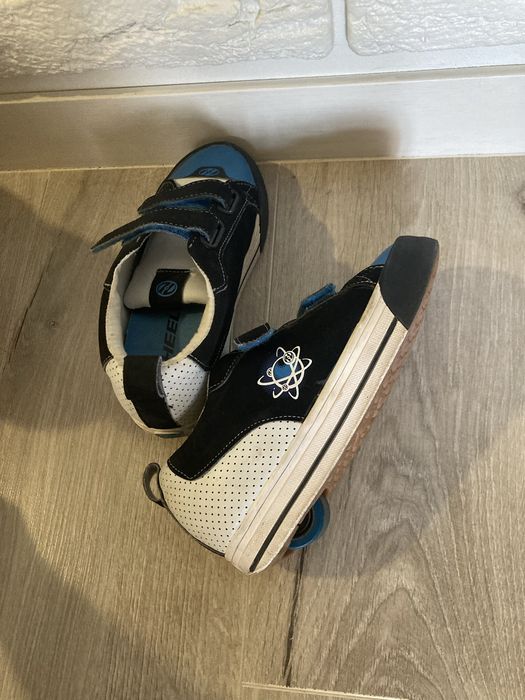 Кеды детские Heelys на колесах