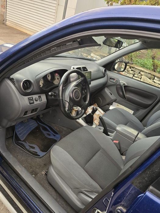 Toyota Rav4 Само на части!!!