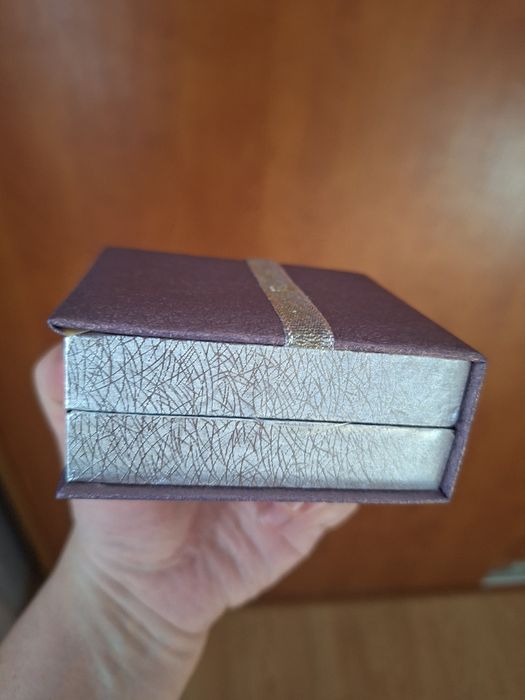 Продам серьги, новые