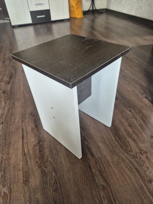 Продам табуреты из ЛДСП Новые