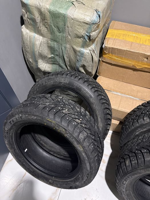 Продаю , зимние баллоны