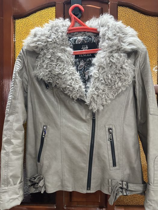 Кожаная стильная куртка