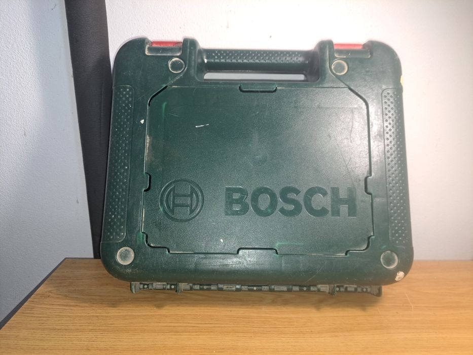 Masina Bosch înșurubat cu acumulator