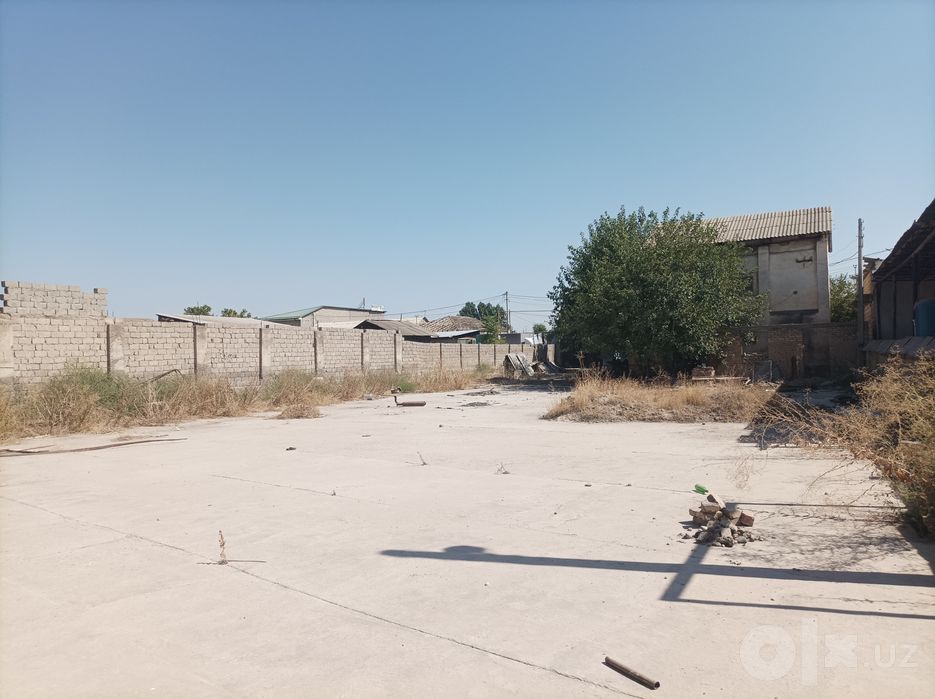 Pod ofisga mo'ljallangan uchastka sotiladi