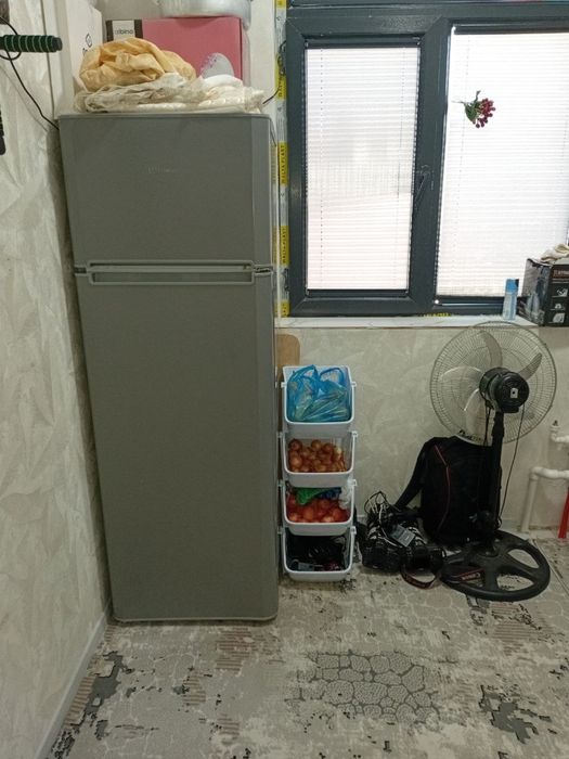 Kir moshina xaladilnik kondisoner telvizor hama sharoiti bor uy narbek