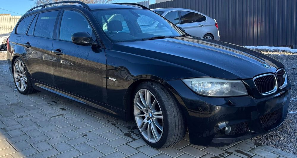 Dezmembrez BMW 320d LCI an 2009 N47 2.0d 177 cp,Recaro incalzit,xenon