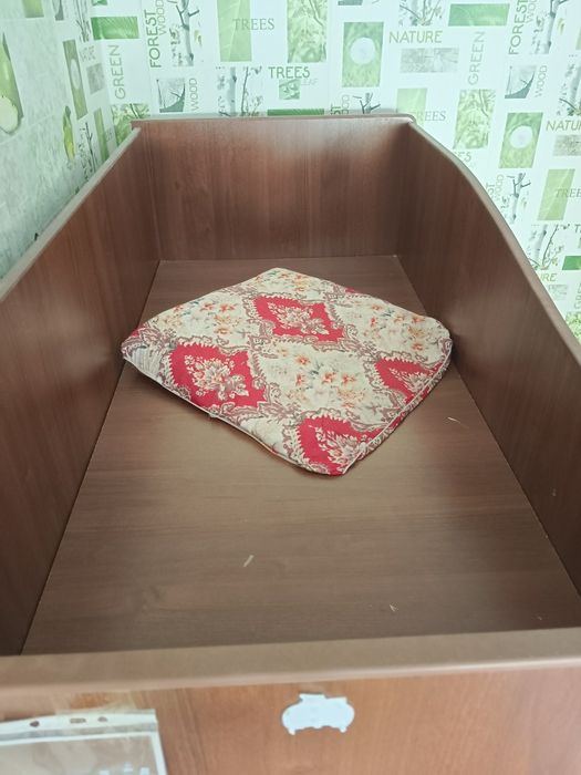 Кровать двухъярусная