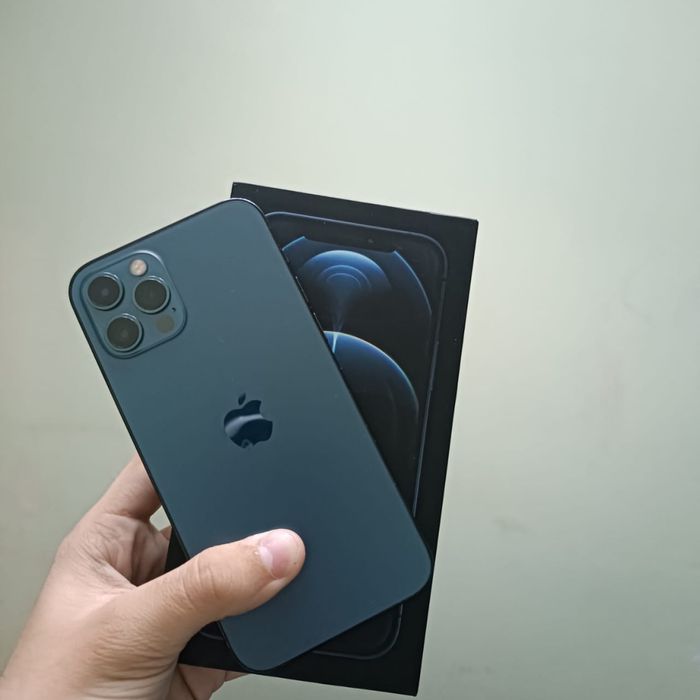Обмен/продажа iPhone 12 pro