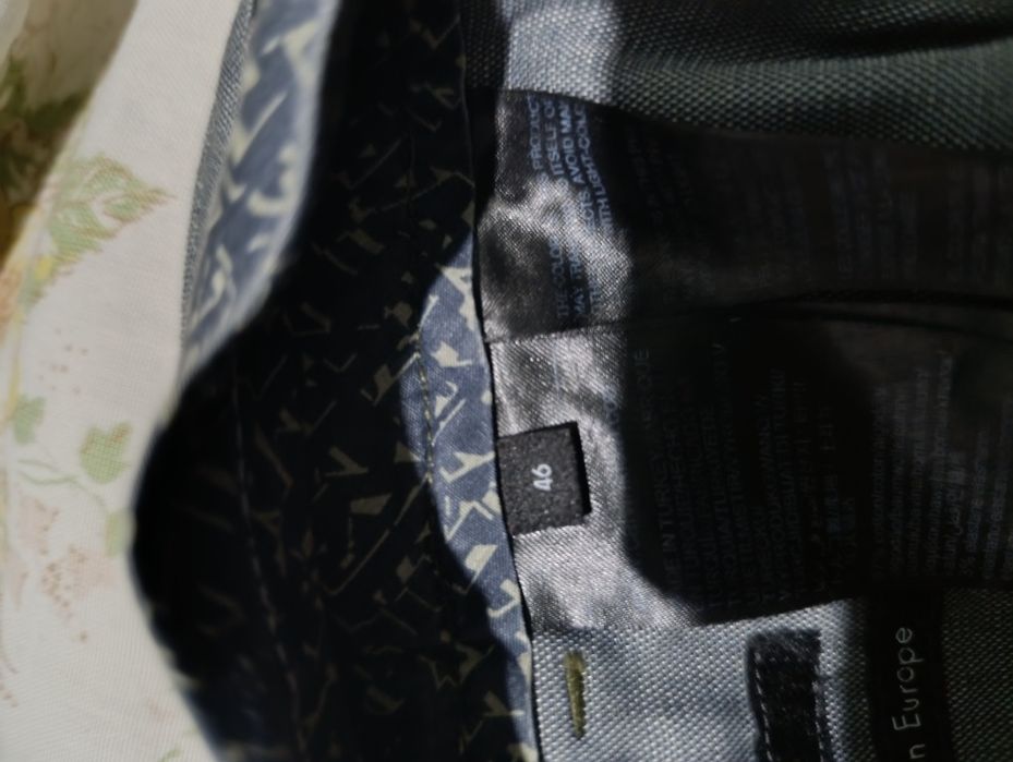 Chino Calvin Klein ,mărimea 46