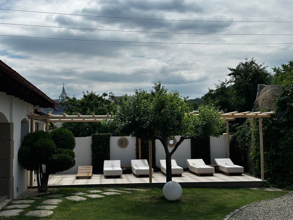 Sezlong lemn piscina