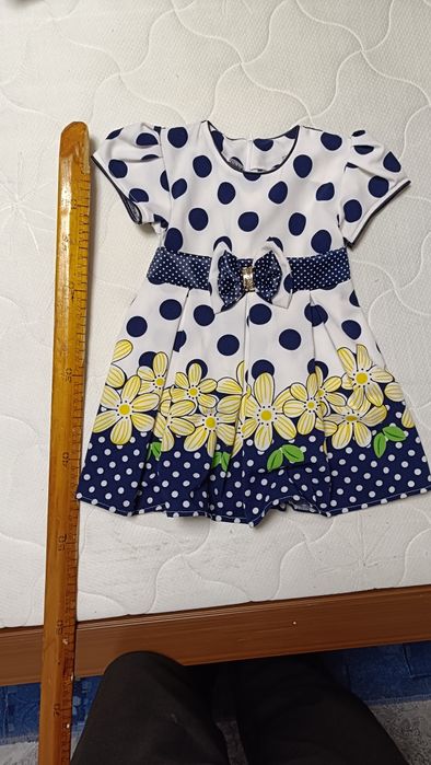 Платья на девочек новые