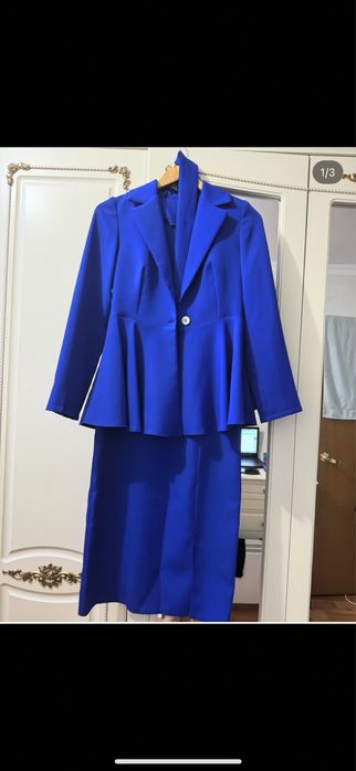 Платья размер 42 барлыгы 1 киилген почти новый багалары 3мын