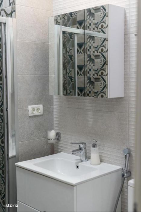 Închiriez apartament 2 camere, nou, complet mobilat și utilat Zona Rex