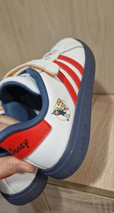 Маратонки Adidas 34 номер