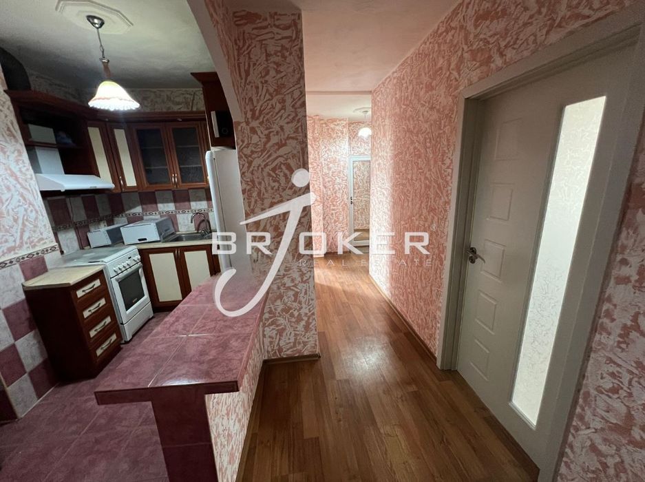 Дава се под наем Тристаен апартамент в Кърджали, Възрожденци - 80 кв.м за 229.5 € - Снимка #7