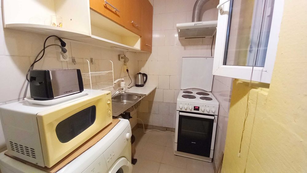 Дава се под наем Едностаен апартамент в София, Хладилника - 30 кв.м за 278.97 € - Снимка #6