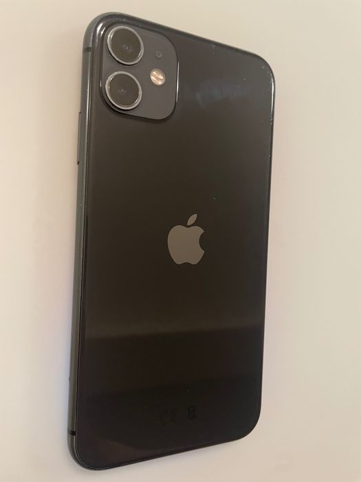 Vând iPhone 11 Black 128 gb