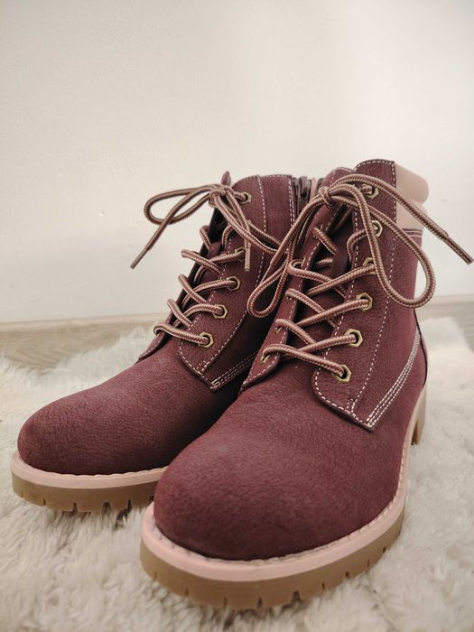 НОВО! Боти детски 35 номер -  НАМАЛЕНИ на 25€ / 48.90лв.