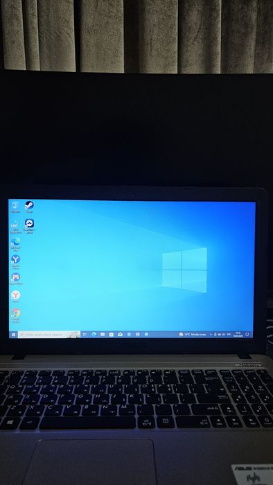 Ноутбук ASUS чёрный