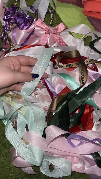 Упаковочная бумага и ленты