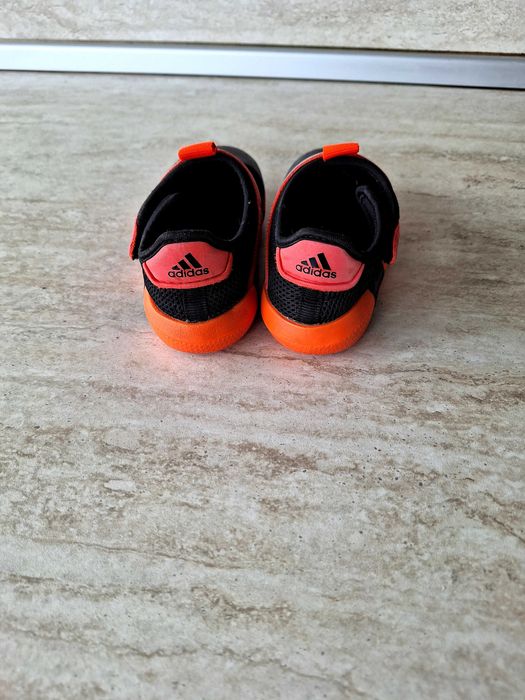 Детски сандали и маратонки 26/27