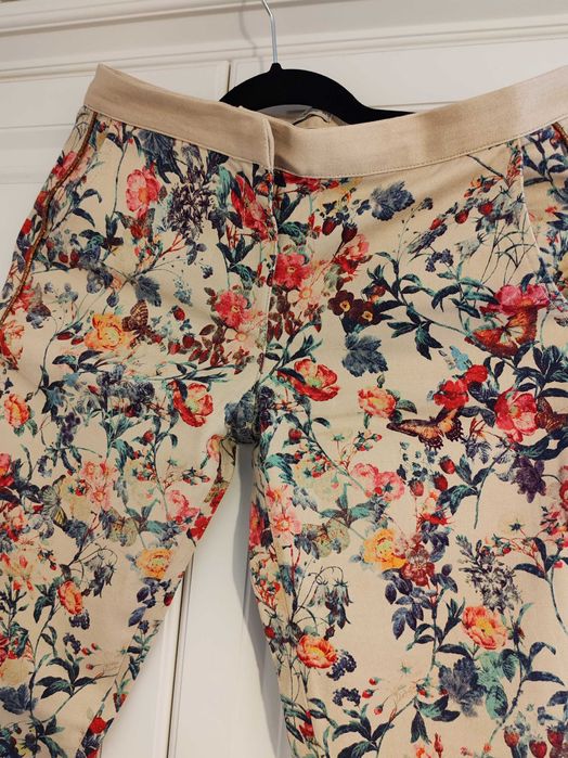 Pantaloni Pull&Bear de dama