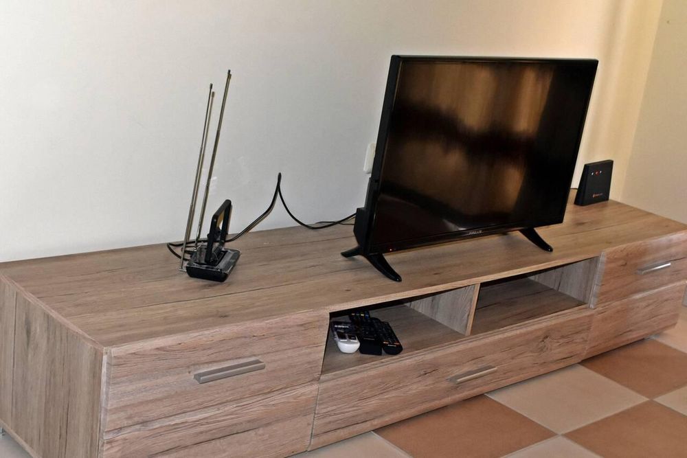 Продава се Двустаен апартамент в Созопол - 71 кв.м за 2200 €/кв.м - Снимка #2