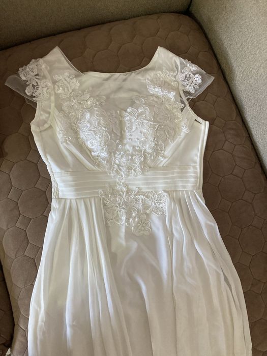 Белое платье красивое