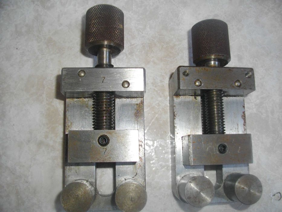 Ново Бижутерско Менгеме С Огъващи Функции-Профи-Масивно-11,5см-Малко