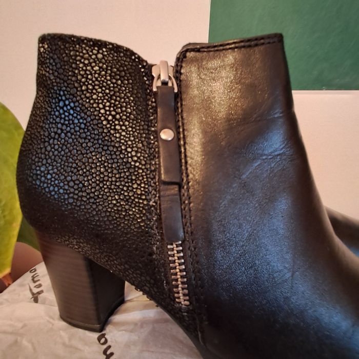 Продам женские полусапожки