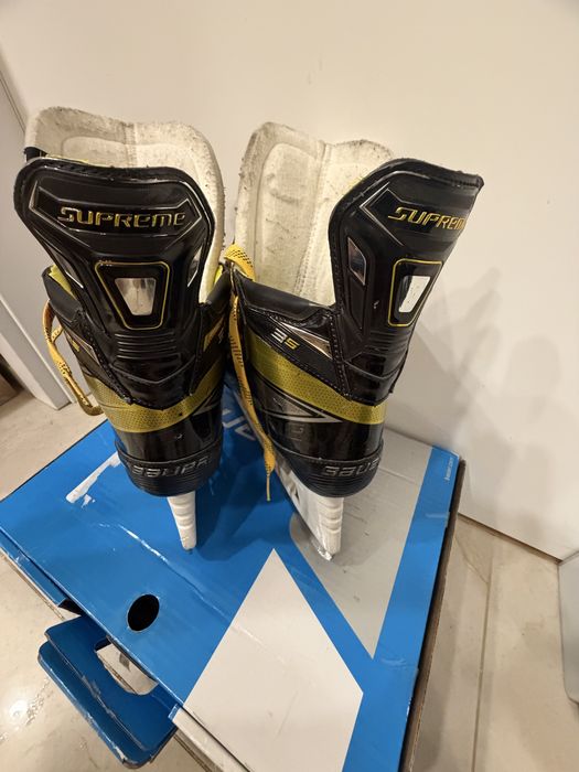 Кънки за лед Bauer Supreme 3S