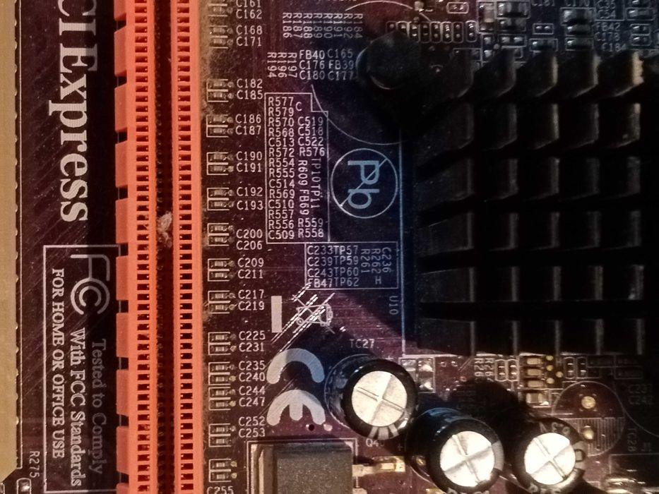 Материнская плата