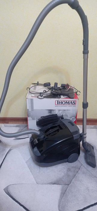 моющий пылесос TOMAS