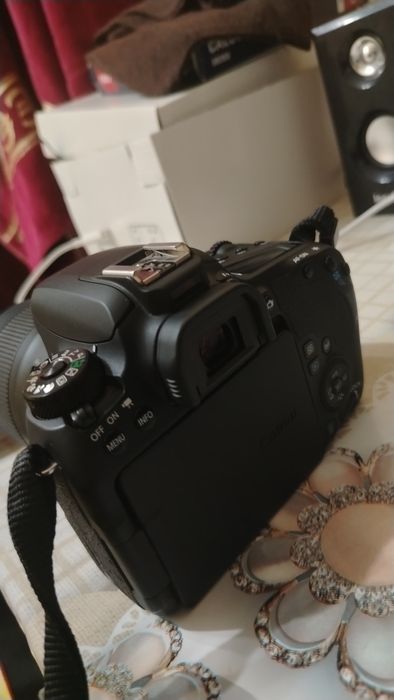 Канон фотоаппарат сотилади