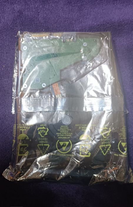 Продам HDD 8TB (новый)